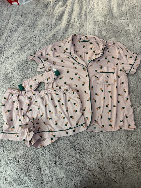 kate spade Other - Kate Spade Pink Pineapple Print Short Pajama Set with Eye Mask